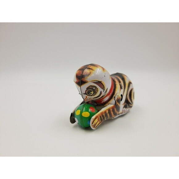 Vintage Wind Up Tin Metal Cat With Ball  Litho Toy No Key - Picture 5 of 9